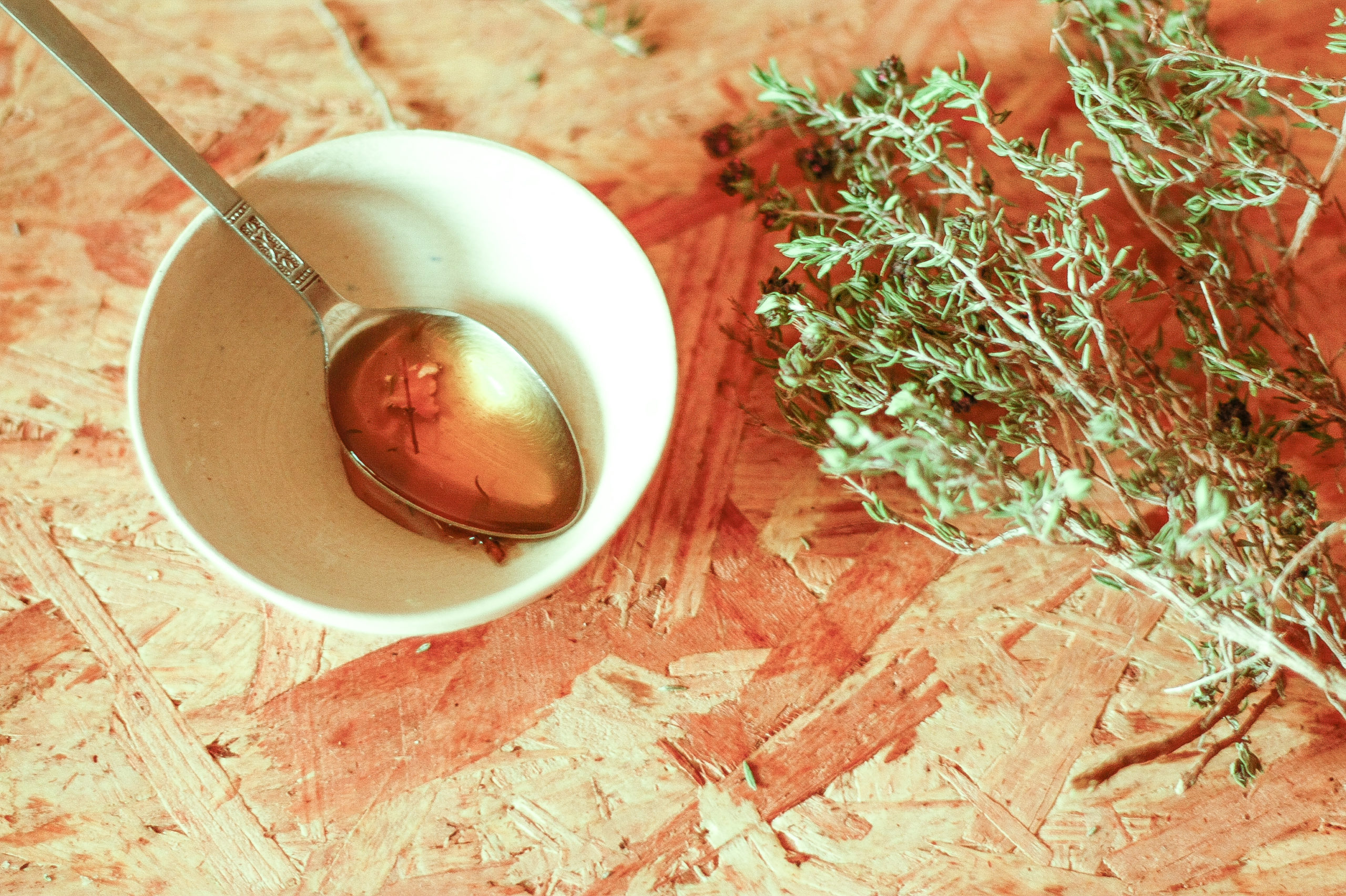 Fabriquer Son Sirop De Thym Contre La Toux La Recette Maison 